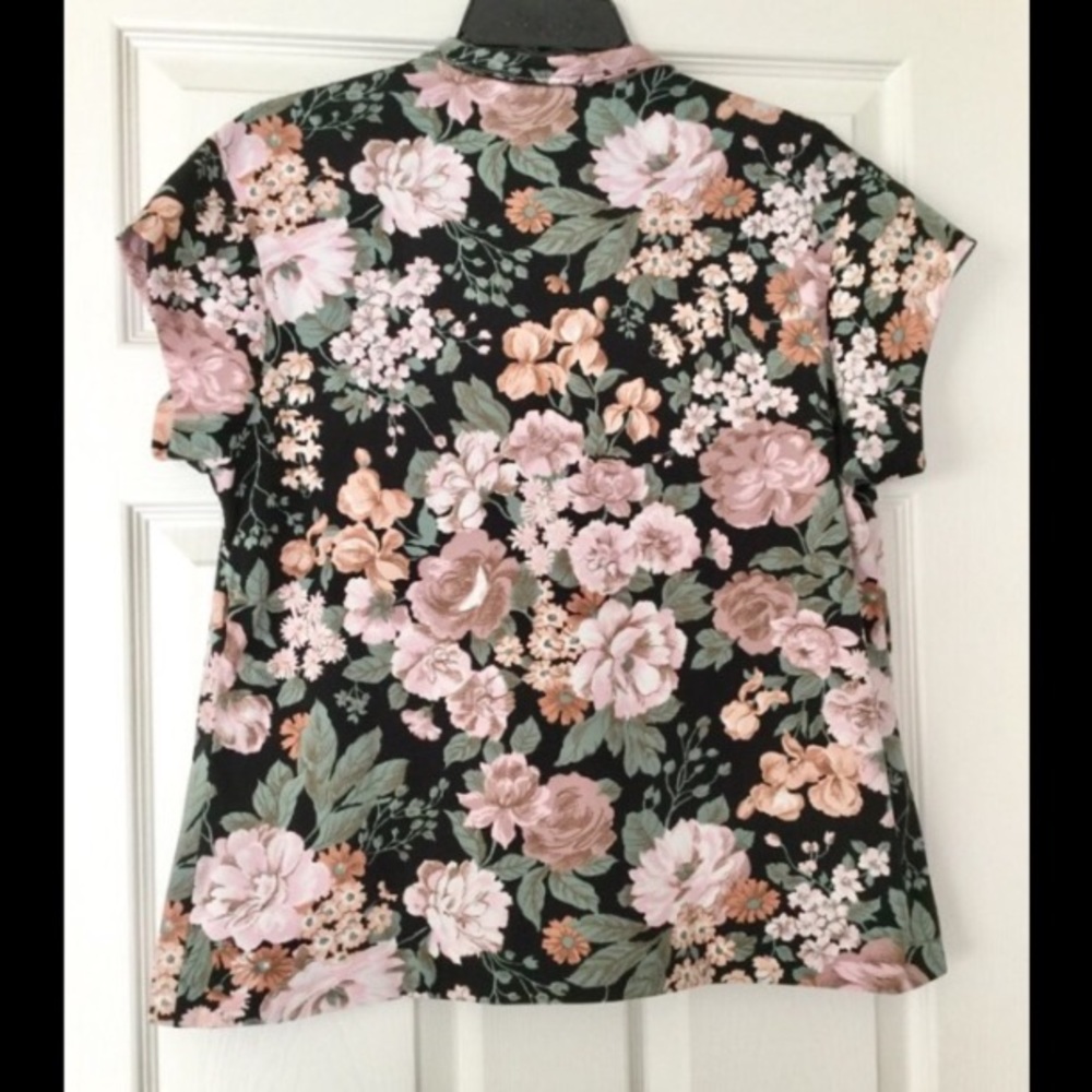 Floral Blouse - Picture 2 of 2